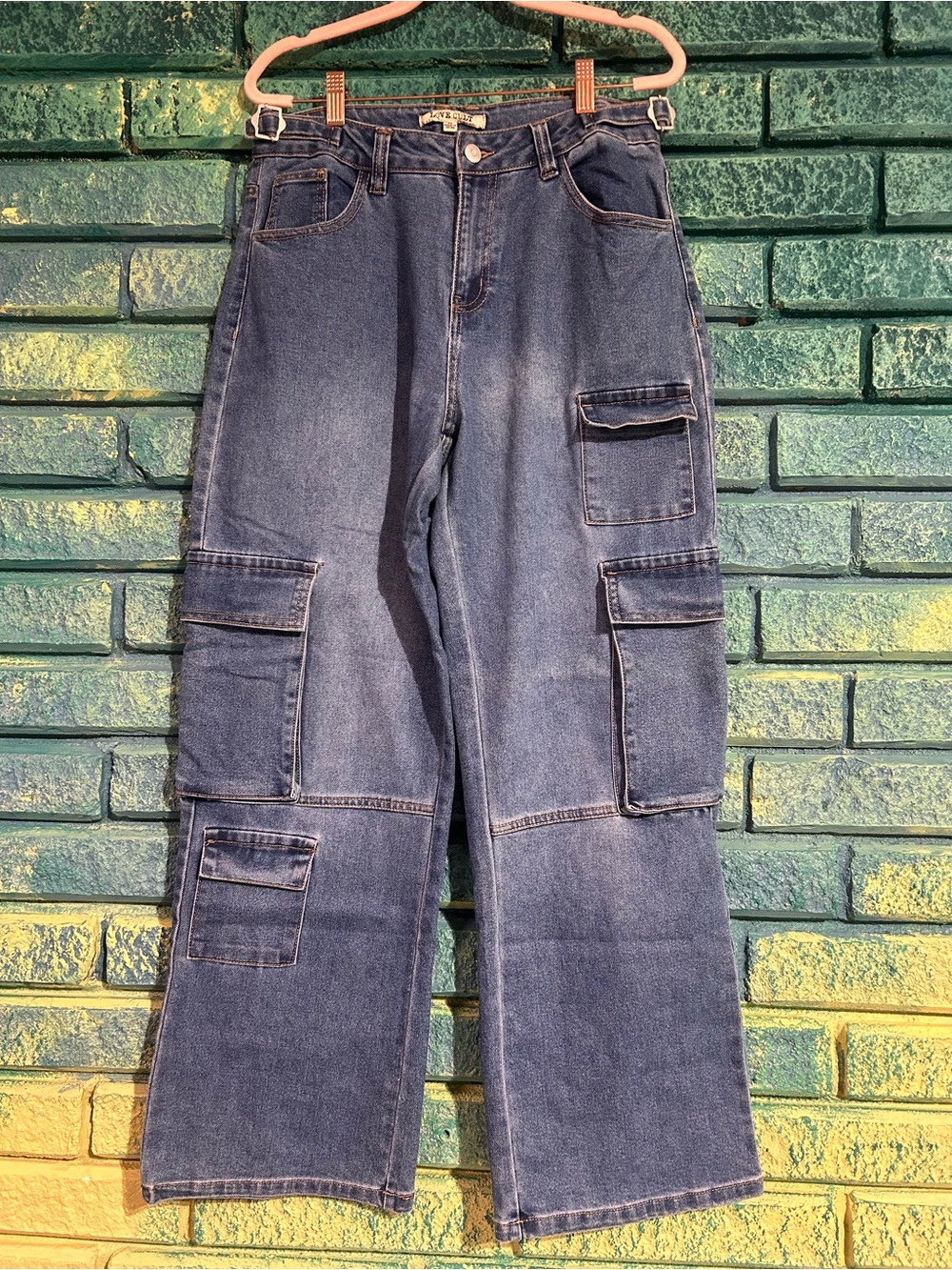Love cult medium, high-rise, wide leg, cargo jeans, women’s medium